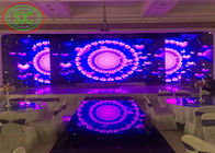Piccola esposizione di LED dell'interno eccellente del passo 3 del pixel come schermo del fondo della stazione televisiva