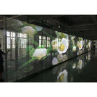 Centro commerciale che annuncia l'esposizione di LED trasparente P3.91 -7,82 per l'uso principale Digital di vetro della visualizzazione della parete su Wndow