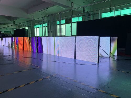Ultime notizie aziendali su L'esposizione di LED di SCXK P4 dell'interno ha personalizzato lo schermo 768*768mm