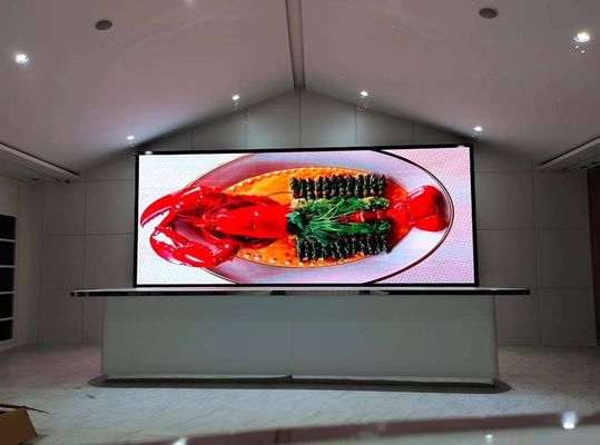 Prezzo buono il pannello locativo 3840Hz di 640x640mm su rinfresca lo schermo di visualizzazione principale sottile eccellente di colore pieno di Kinglight SMD p2.5 dell'interno in linea