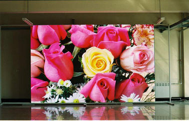 P2.5 Noleggio interno 1R1G1B Display LED 3-in-1, Shopping Mall LED Screen Video Wall