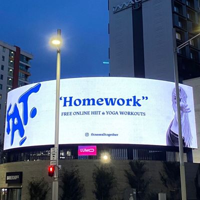 Schermo LED SMD per installazione fissa esterna P10 Schermo pubblicitario LED parete LED