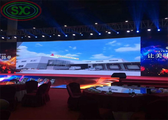 Immenso schermo a LED in alluminio a fusione a stampo 500*1000 cm, display a LED interno, cartellone pubblicitario a LED