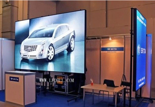 Indoor P2.5 Hanging LED Display SMD Alta risoluzione 3G WIFI RGB Alimentazione elettrica Indoor led display board