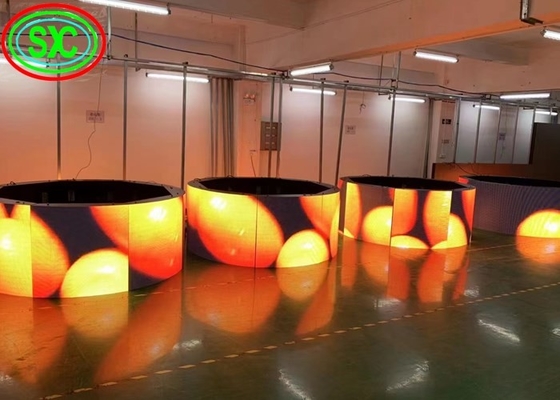 Alte luminosità P3.91 SMD2121 schermo a LED sospeso 65410 punti/metro quadrato