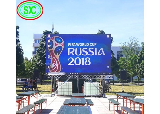 L'alto stadio della definizione che appende il tabellone per le affissioni principale dell'esposizione/Smd all'aperto ha condotto lo schermo