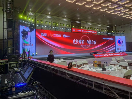 Display a LED a colori piene con Nationstar SMD 1921 LED ad alta risoluzione e cabinet di alluminio a fusione a stampa