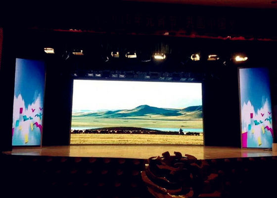 Schermo video a LED per interni P4, 4mm SMD2121, IP43, cabinet in alluminio