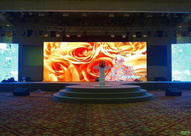 P4 SMD LED schermo in alluminio a fusione / video multicolore a parete a LED, 3 anni di garanzia