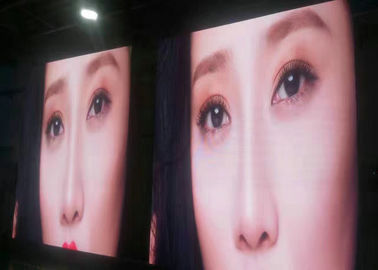 HD Rental P3 LED Video Screen DIP346 Pubblicità LED Cartellone AC110 / 220V