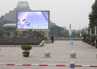 Display LED a colori aperti P10 10000 punti/mq