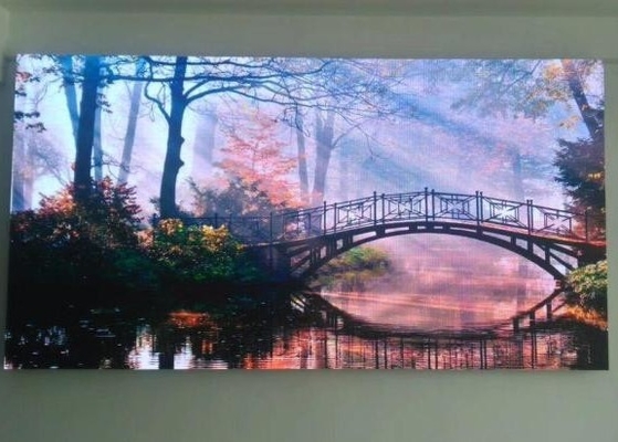 Full Color Flessibile Large HD No Smear 3840HZ P1.56 Fissato schermo video LED HD