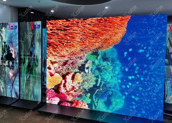Outdoor HD P6.67 LED Billboard Full Color DC 5V 6500cd/M2 Alta luminosità 2 anni di garanzia