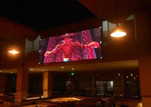 In interno Ultra-Clear Small Pitch P1.667 LED Billboard 3840HZ Tasso di aggiornamento SMD 1010 DC 5V