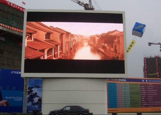 Installazione fissa/noleggio schermo a LED a colori, segnaletica digitale stradale P10
