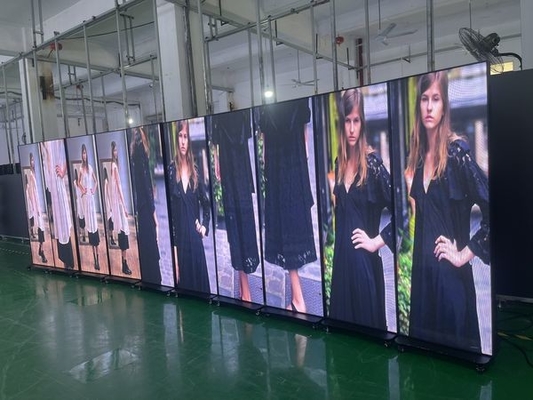 Display a LED all'interno e all'esterno 1/16 Scansione
