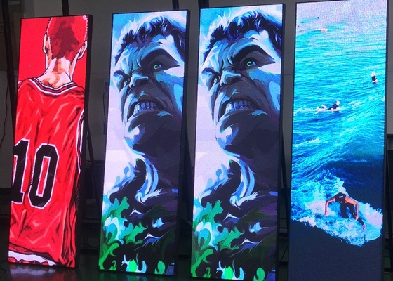 Poster Screen Display pubblicitario verticale P2.5 Small Pitch Smart Indoor 1R1G1B HD LED Screen