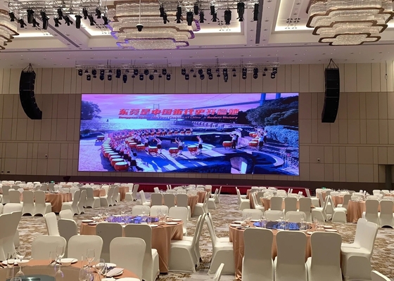 Display di alluminio a fusione a stampo interno Noleggio/installazione fissa Concerti, matrimoni, riunioni Display a LED 960mm*960mm P6