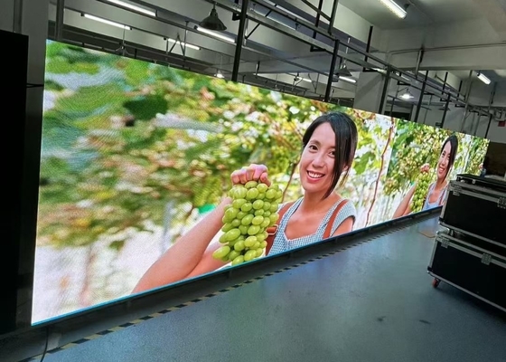 Grandi schermi di noleggio flessibili senza schermo 1/32 Scansione HD 1R1G1B P2.5mm LED Screen Board