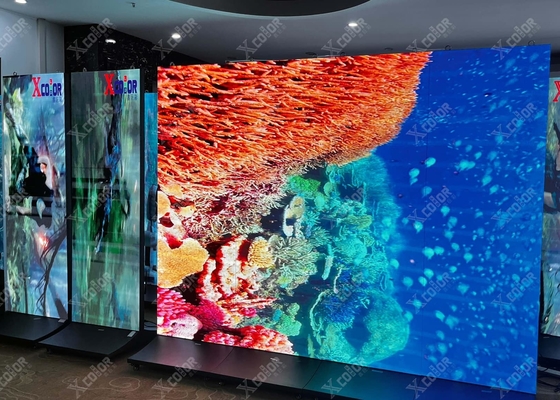 Sfondo per il palcoscenico della chiesa Noleggio schermo LED ad alta definizione ultra sottile con funzione di visualizzazione del testo