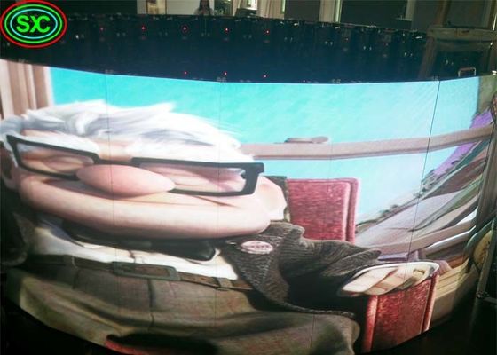 Schermo di visualizzazione a LED curvo per noleggio interno MBI5124 IC P3.91, schermo a colori mobile a colori a led