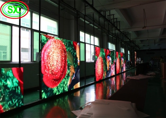 Dispositivo di noleggio a LED leggero e resistente 960*960mm Dimensione del pannello 0,154 Kg Peso del modulo