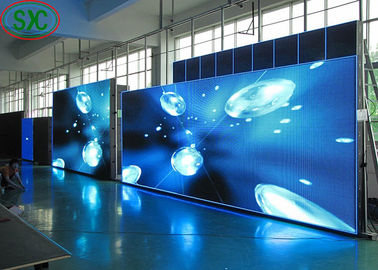 Display di segnaletica digitale con display LED RGB