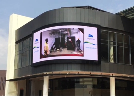 Display LED a colori per stadi, aeroporti e centri commerciali