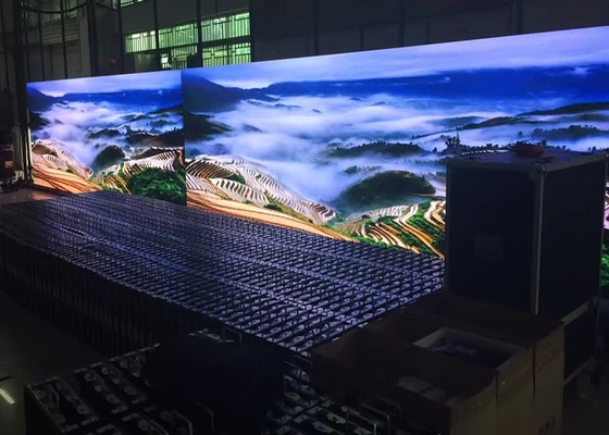 HD Full Color SMD LED Screen Indoor P5 1/16 Scansione adatta per manifesti pubblicitari