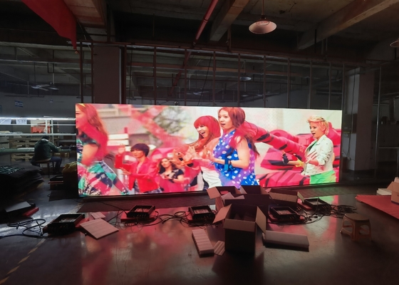 HD Full Color SMD LED Screen Indoor P5 1/16 Scansione adatta per manifesti pubblicitari