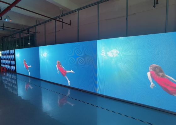 P4 Indoor Aluminum Panel HD Waterproof SMD LED Screen Cartellone 1R1G1B Noleggio