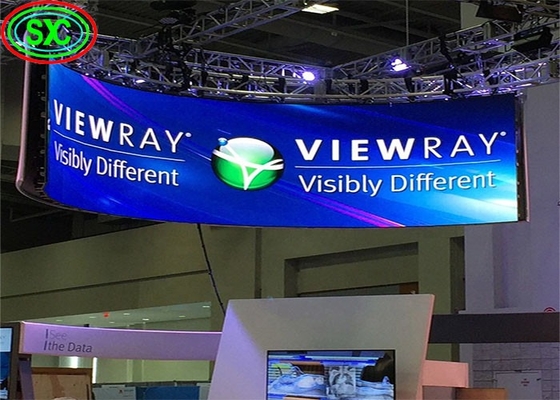 P8 Acqua resistente all'aria aperta Pubblicità a colori Hanging Led Display Screen Billboard alta luminosità