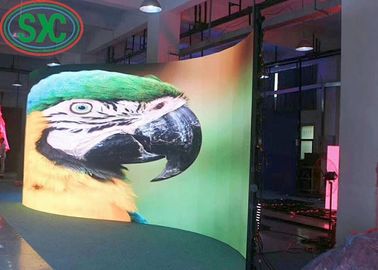 Alto luminosità Full Color Sport LED Curve Screen, Stadio Grande schermo 1R1G1B
