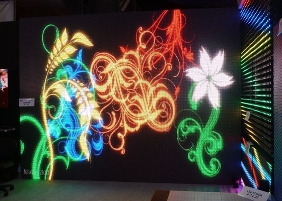 2500nits Luminosità Alta risoluzione P3 SMD Indoor RGB Full Color Led Video Display
