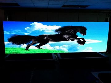 Ricerca dell'interno smd2121 dell'esposizione di LED di colore pieno di pubblicità P5 IP34 1/16