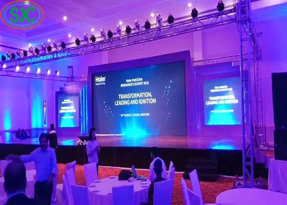 P2.5 Pubblicità all'aperto Full Color RGB LED Di-casting Aluminum Screen Commerciale 640x640 Mm