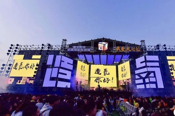 111111 Punti/metro quadrato P3 Full Color LED Rental Screen Indoor/Outdoor LED Video Display