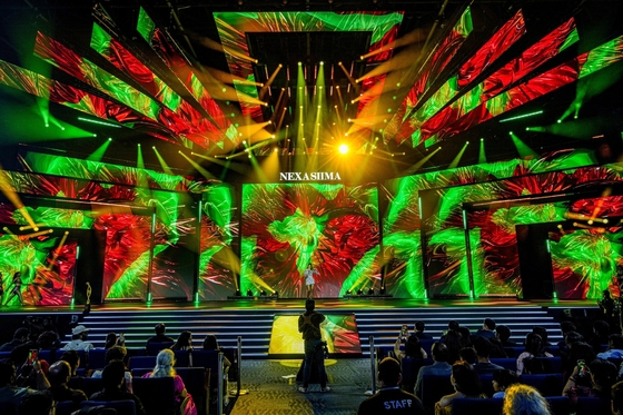Risparmio energetico Ultra-sottile P4 RGB LED Screen di noleggio Full Color Waterproof LED Screen 42500 punti/metro quadrato