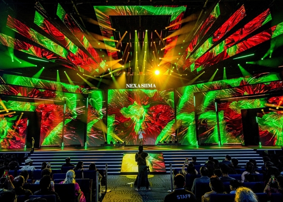 2500nits Luminosità Alta risoluzione P3 SMD Indoor RGB Full Color Led Video Display