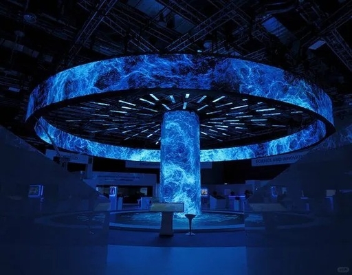 Display LED a colori esterni P10 Pilar Screen IP65 Large Size 1/4 Scan Mode