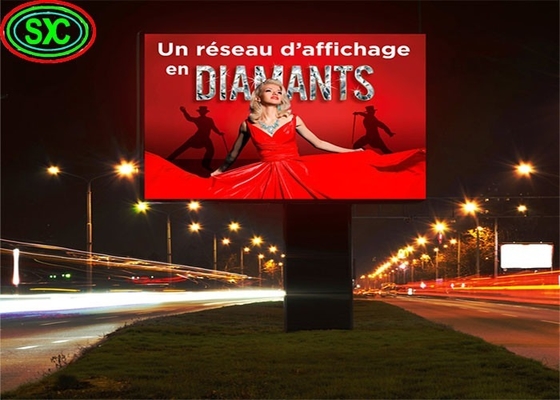LED SMD 3 In 1 Peregrina pubblicitaria, P4.81 Commercial Clear Full Color Resolution 52*52 HD Chip 1/13 Scansione