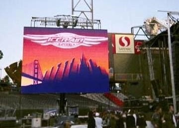 HD Rental Cabinet in alluminio a fusione a stampa a colori P10 Outdoor Waterproof LED Display Board 1/4 Scansione