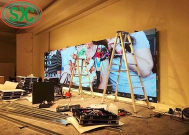 Alte Risoluzioni Indoor LED Infissi in alluminio 2500nits Con Armadio Sottile