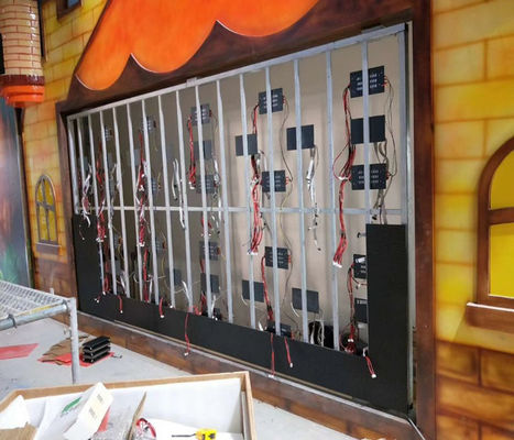 Display video a parete a LED P3 a colori magnetici per interni 1R1G1B