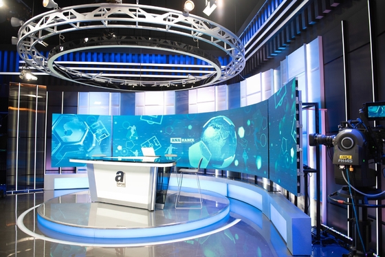 P3 Indoor LED Video Display Panel con luminosità di 2500nits e design di connessione Airplug