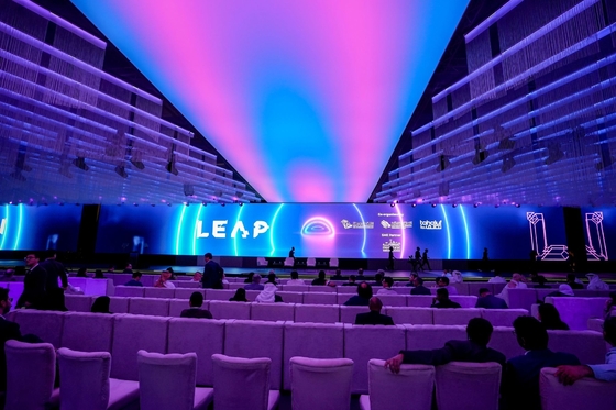 Pubblicità a colori ad alta definizione a LED in alluminio a fusione / conferenza esterni a LED video wall