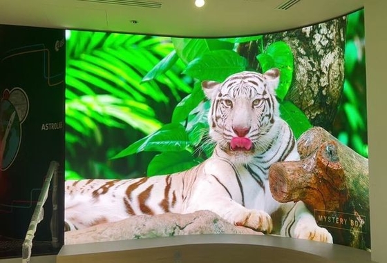 640x640mm pannello a noleggio 3840Hz rilassamento elevato Kinglight SMD full color display a led super sottilep2,5,3840hz tasso di aggiornamento, scheda Novastar