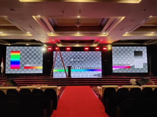 Confezione in acciaio per uso fisso in interni P4 RGB LED Display In alluminio a fusione stampata 3-in-1 Smd2121