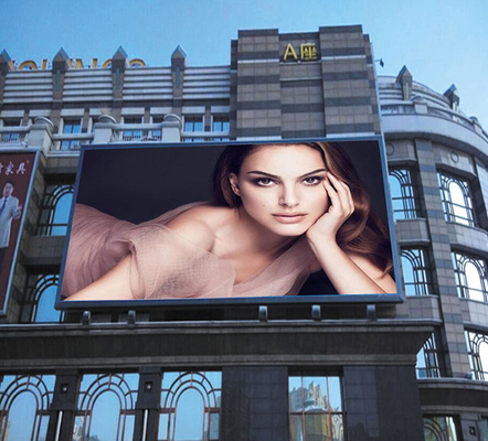 Parete video a LED di dimensioni personalizzate per la pubblicità esterna con configurazione di pixel ad alta risoluzione e contrasto per la riproduzione