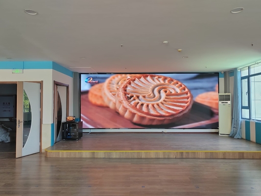 P2-32S Modulo di visualizzazione a LED a colori interiori con azionamento costante e dimensione del gabinetto di 640*640 mm